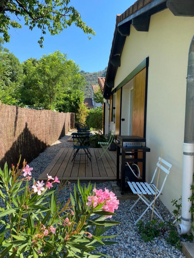 La Petite Caserne - Gite 4 Etoiles - Pont-de-Labeaume 외부 사진