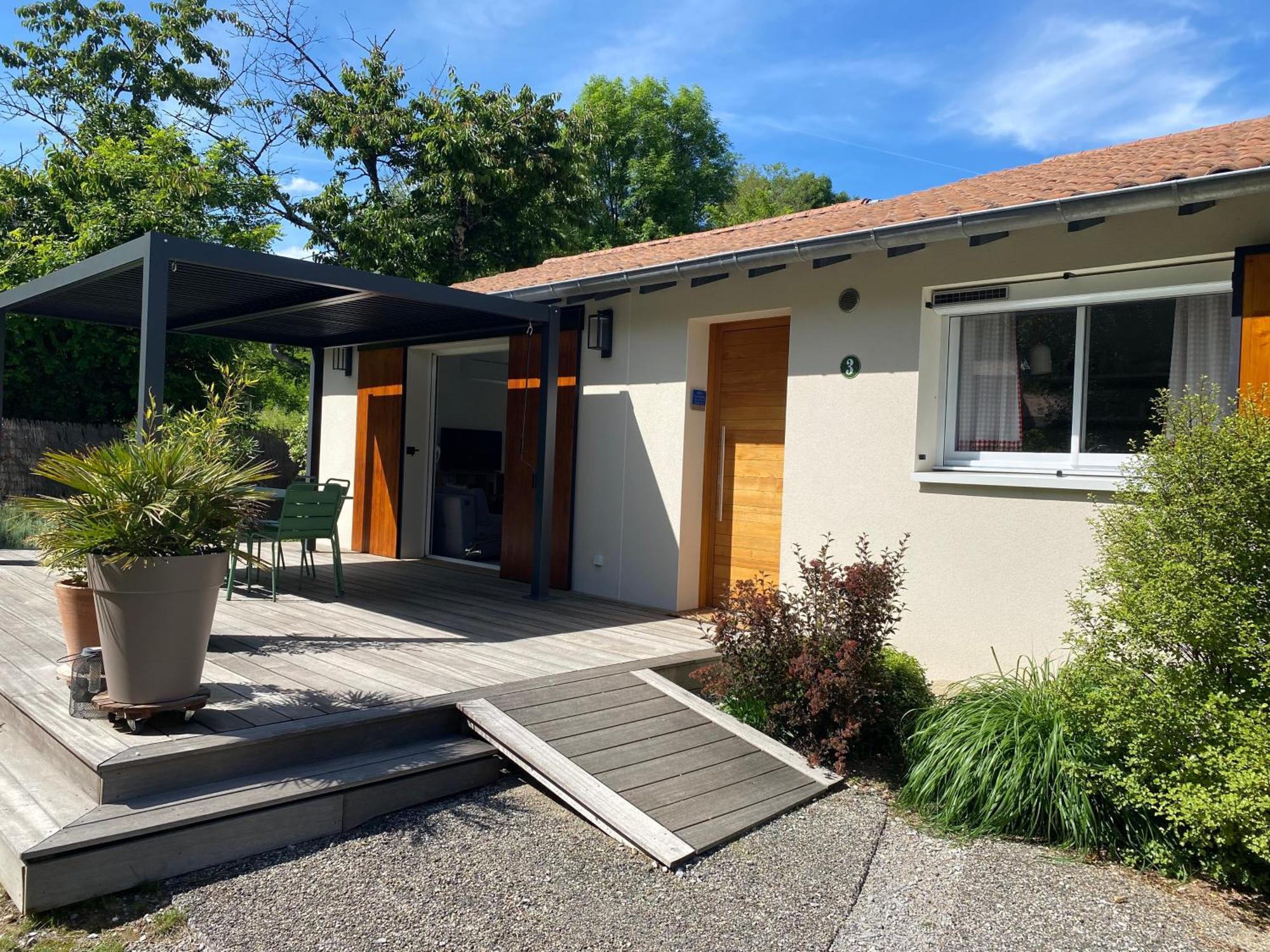 La Petite Caserne - Gite 4 Etoiles - Pont-de-Labeaume 외부 사진
